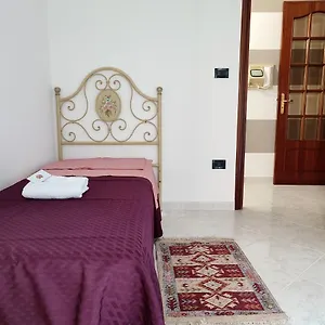 locazione-turistica-maria-genna.sicilyhotelsitaly.net/